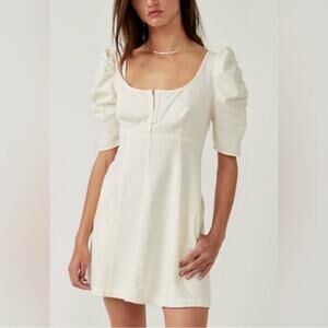 ✨ Free People✨ Cheyenne Denim Mini in Ivory